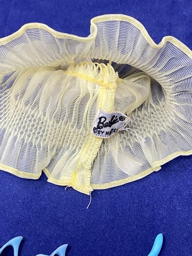 1960s Barbie Doll Sweet Dreams #973 Pajama Nighty Shoes & Hair Brush Bundle VTG - Picture 11 of 15