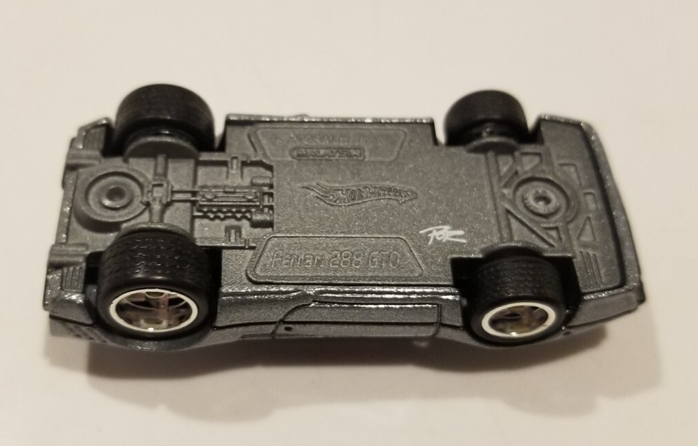 ホットウィール フェラーリ 288 GTO フィルズ ガレージ シリーズ 🇮🇹Hot Wheels Real Riders Black Ferrari 288 GTO Phil's