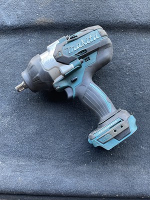 Makita DTW1002 18V Brushless Impact Wrench UK