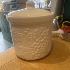Lovely Retro Vintage Sainsburys Ceramic Cookie/ Biscuit Jar Used Good Condition