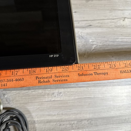 HP 2159m 21.5" LCD Computer Monitor With Cords And Stand 1920 x 1080p Tested - Picture 8 of 17