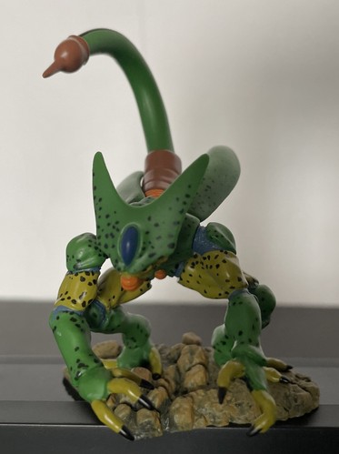 DRAGON BALL Z MEGAHOUSE COLLECTION VOL.1 IMPERFECT CELL (12) VINTAGE. B/S.T 2003 - Picture 1 of 13