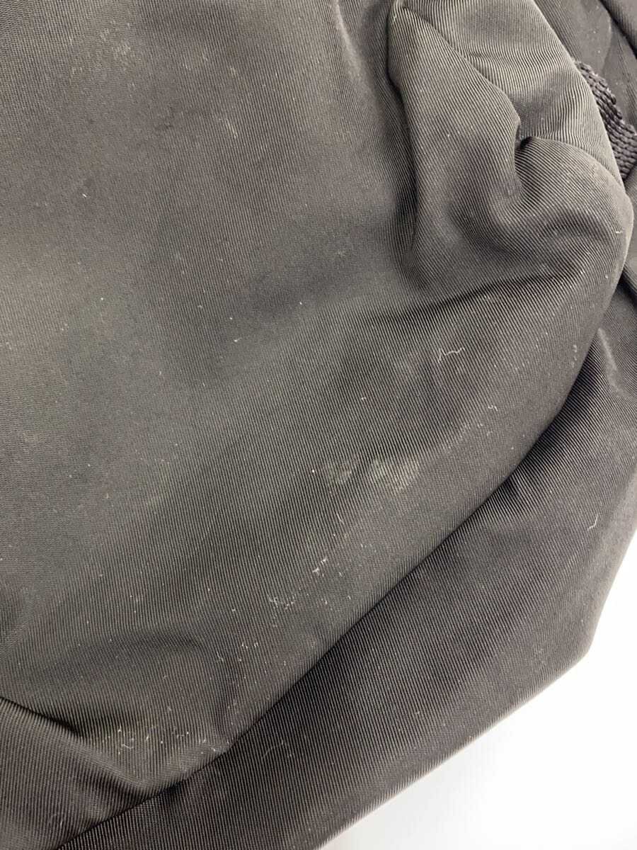 PRADA Backpack Nylon BLK Solid V135 thumbnail 8