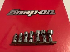 SNAP-ON TOOLS 1/4DR.  7 PIECE SAE CHROME UNIVERSAL SOCKET SET