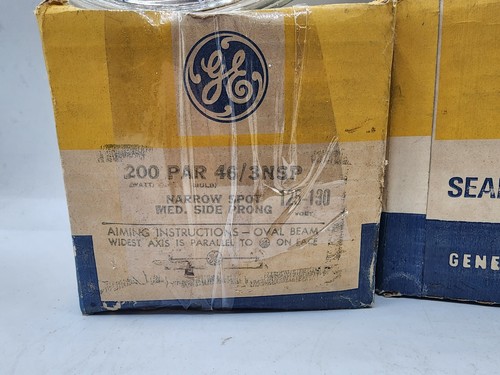 GE 200PAR46/3NSP 120V 200W Par 46 Narrow Spot Bulb Lamp Side Prong NEW Pair x2 - Picture 3 of 7