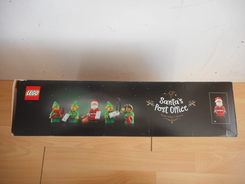 Collection Lego Icons Village d'hiver - Le bureau de poste du Père Noël en... - Photo 3/4