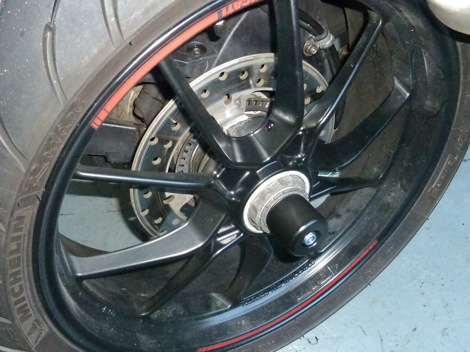 Picture 1 of 1