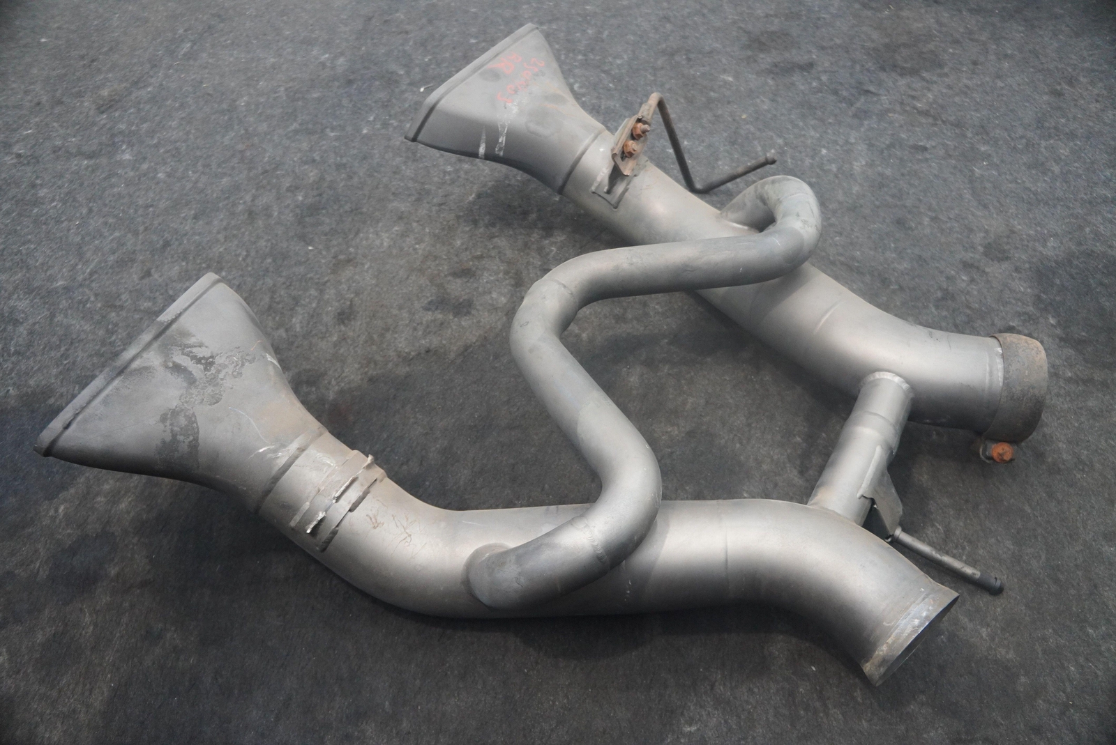 Akrapovic Slip On Performance Exhaust Muffler Silencer Tail Pipe McLaren 650S