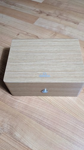 Omega echt Holz lackiert Uhrenbox Holz Aufbewahrung