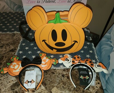 LOUNGEFLY Disney Mickey Mouse Jack-o'-Lantern ° ° Crossbody Purse & Ears Set NEW