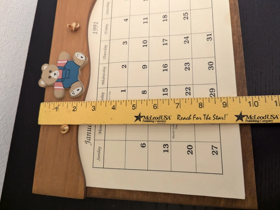 Винтажный деревянный бумажный держатель для календаря 12 x 10 дюймов плюшевый медведь - настенный - Изображение 4 из 4