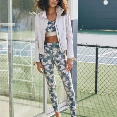 Sunwren Phoenix Rising Gray Strawberry Legging Size Small