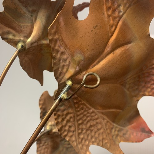 2 Vintage Mid Century Modern 3-D Copper Leaf Wall Decor, Maple Leaves MCM - Imagen 4 de 13