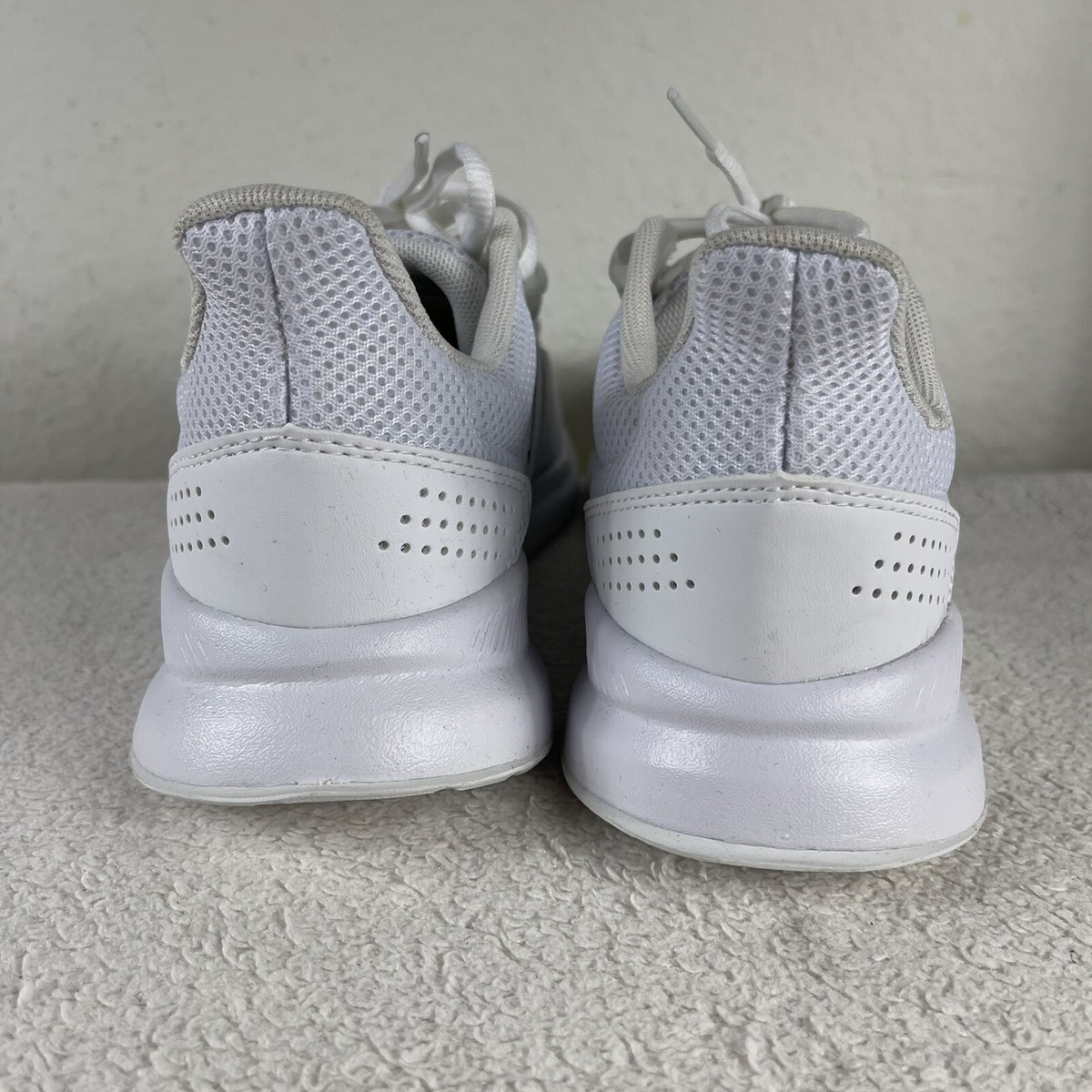 New Adidas Original Womens RUN FALCON CLOUD WHITE F36215 sz 8 | eBay