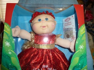 2018 holiday cabbage patch kid