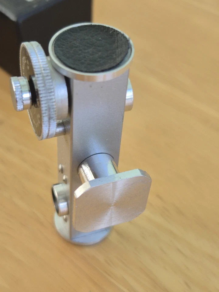 Raee KRESTA Universal Shoe Mount Viewfinder for Rangefinder Cameras - Boxed VGC - Image 2 of 4