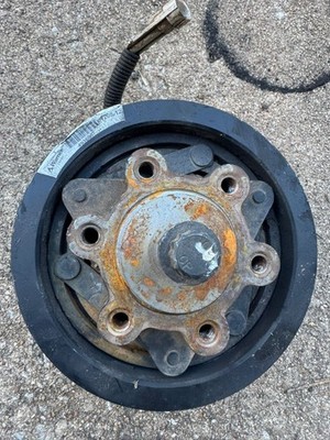 Frightliner Fan Clutch with Bolt for Cummins Motor 6CT 6CTA