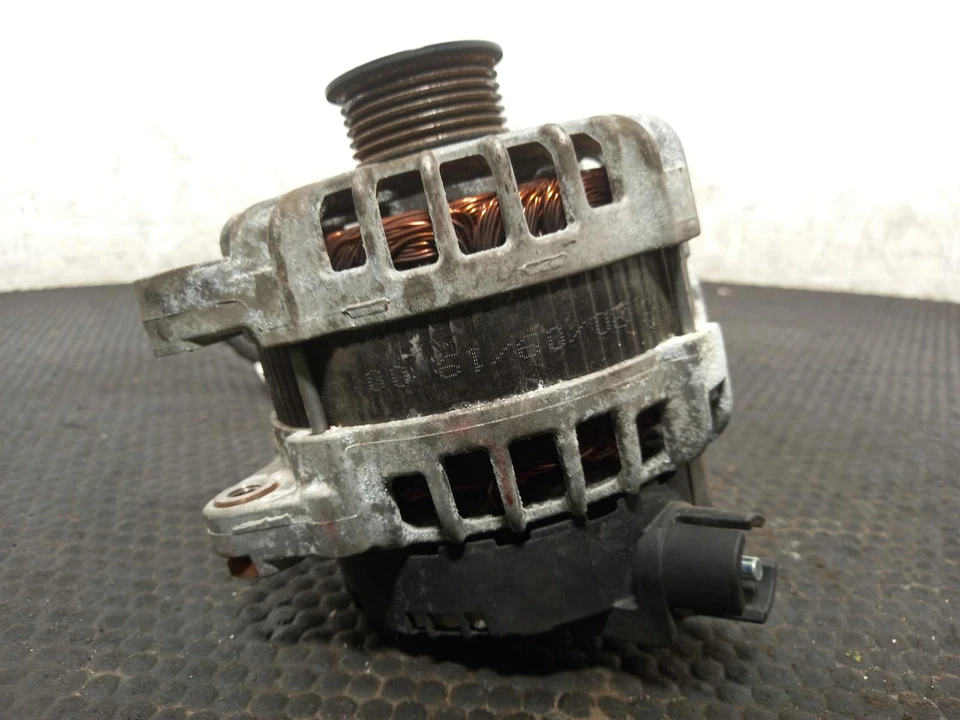 JAGUAR E PACE Alternator 2017-2024 2.0L PT204 EU6  - Image 3 of 4