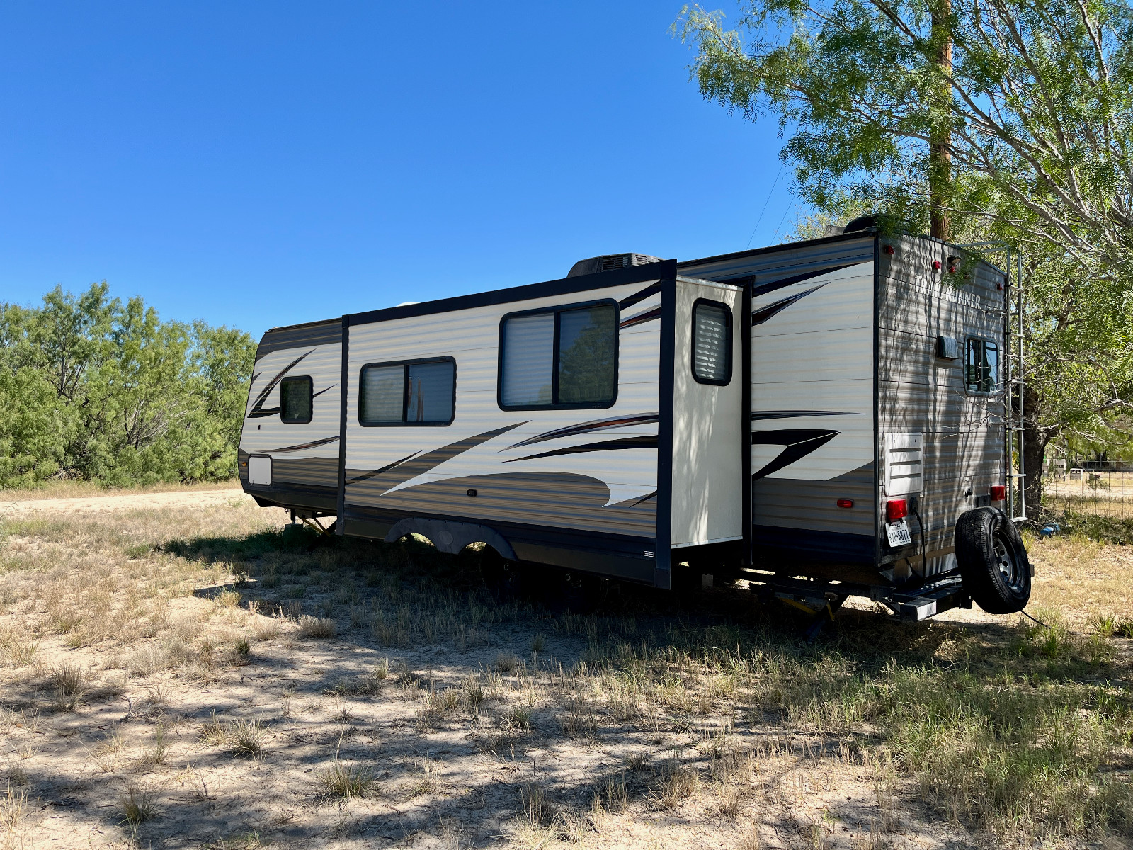 2017 Heartland Trail Runner 27RKS Travel Trailer Camper–Clean TX RV–Single Owner