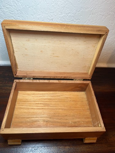 Vintage Zedernholz Andenken Box Fuß Landhaus bemalt Cottagecore Grannycore - Bild 4 von 5