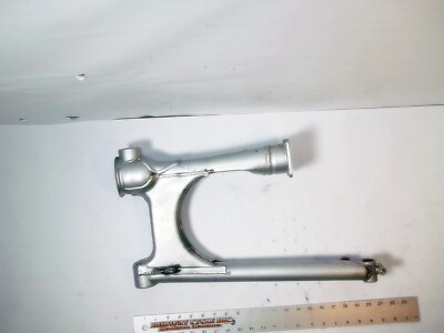 YAMAHA XV750 REAR SWINGARM SWING ARM 1RM-22110-00-35 XV 750 VIRAGO