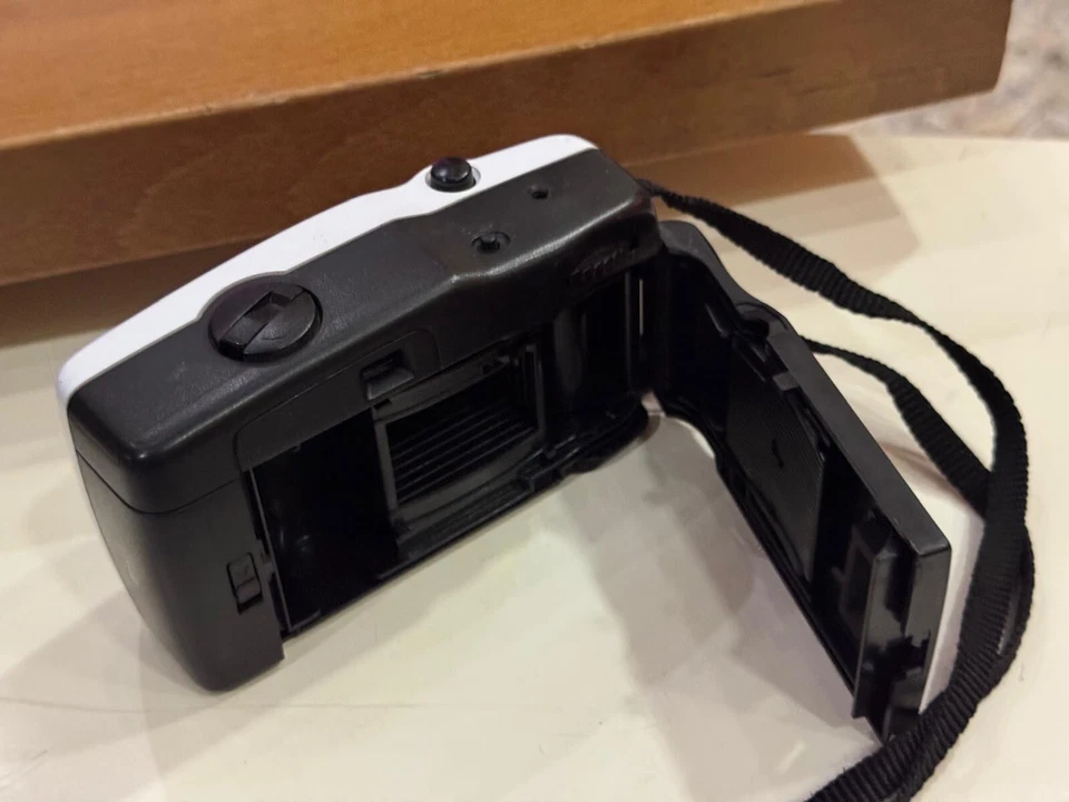 Cámara de colección Radission M Moriah Focus aviso gratuito fotofinalizador forma de película Foto 4 de 4