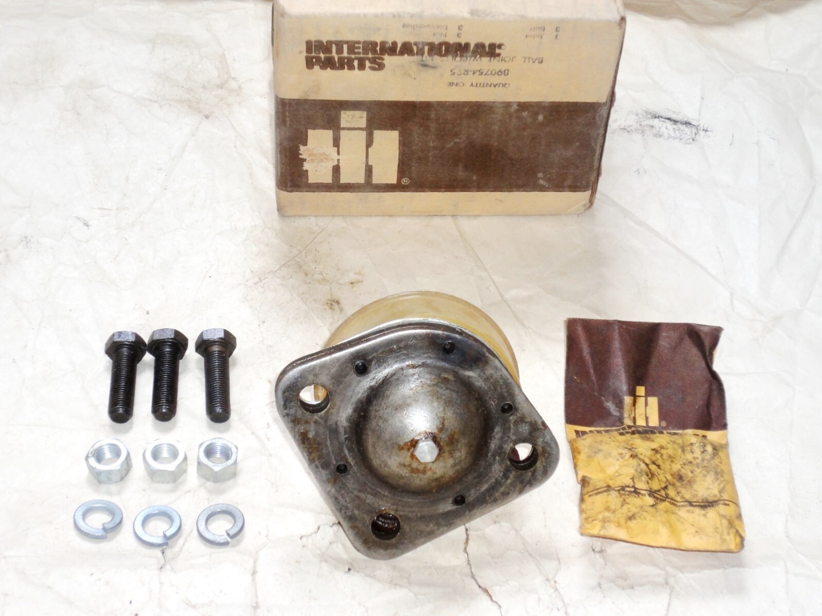 IHC INTERNATIONAL HARVESTER UPPER BALL JOINT NOS 1010 SERIES PICKUP OEM 890754 eBay