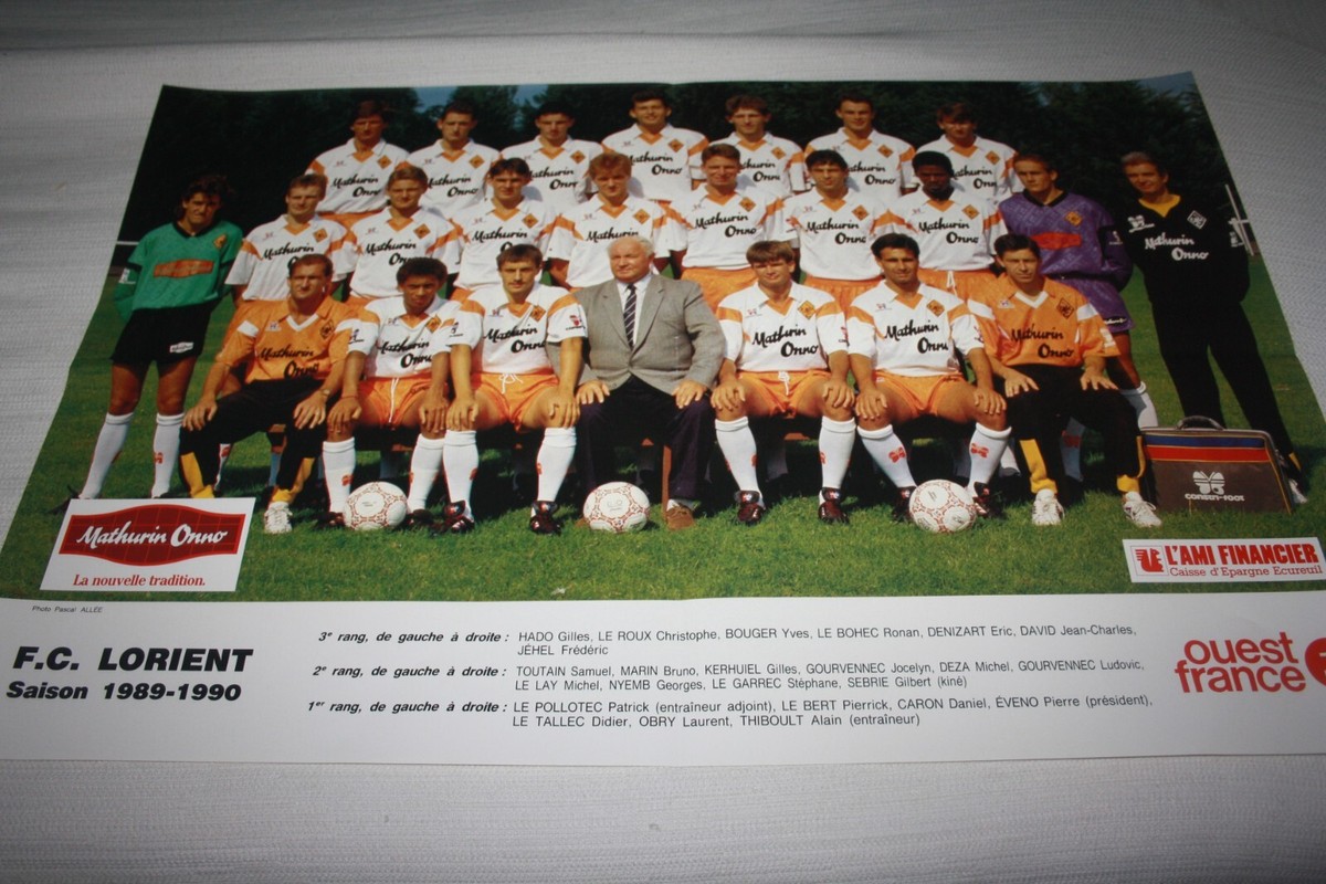 Supporters Du FC Lorient 88/89 - N°10 + Poster De L'équipe - Objet Vintage Collection Football