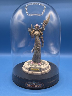 World Of Warcraft Figure Prints 8.5  Glass Dome Mirayla Statue 