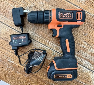 BLACK+DECKER 12V MAX Cordless 3/8 in Lithium Ion Battery with Charger (BDCDD12C)