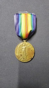 WW1 Victory Medal GNR A Lester RGA . Later Arrested For Robbery See Description