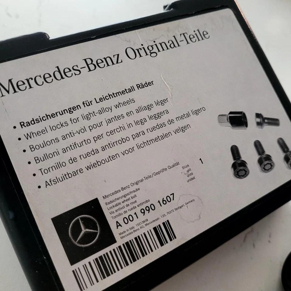 Juego de llaves de perno de tuerca de rueda de bloqueo Mercedes Benz Vito / Viano W639 A0019901607  Foto 2 de 4