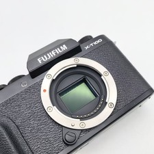 Fujifilm X-T100 Mirrorless Digital XT100 Camera Black Accessories Excellent