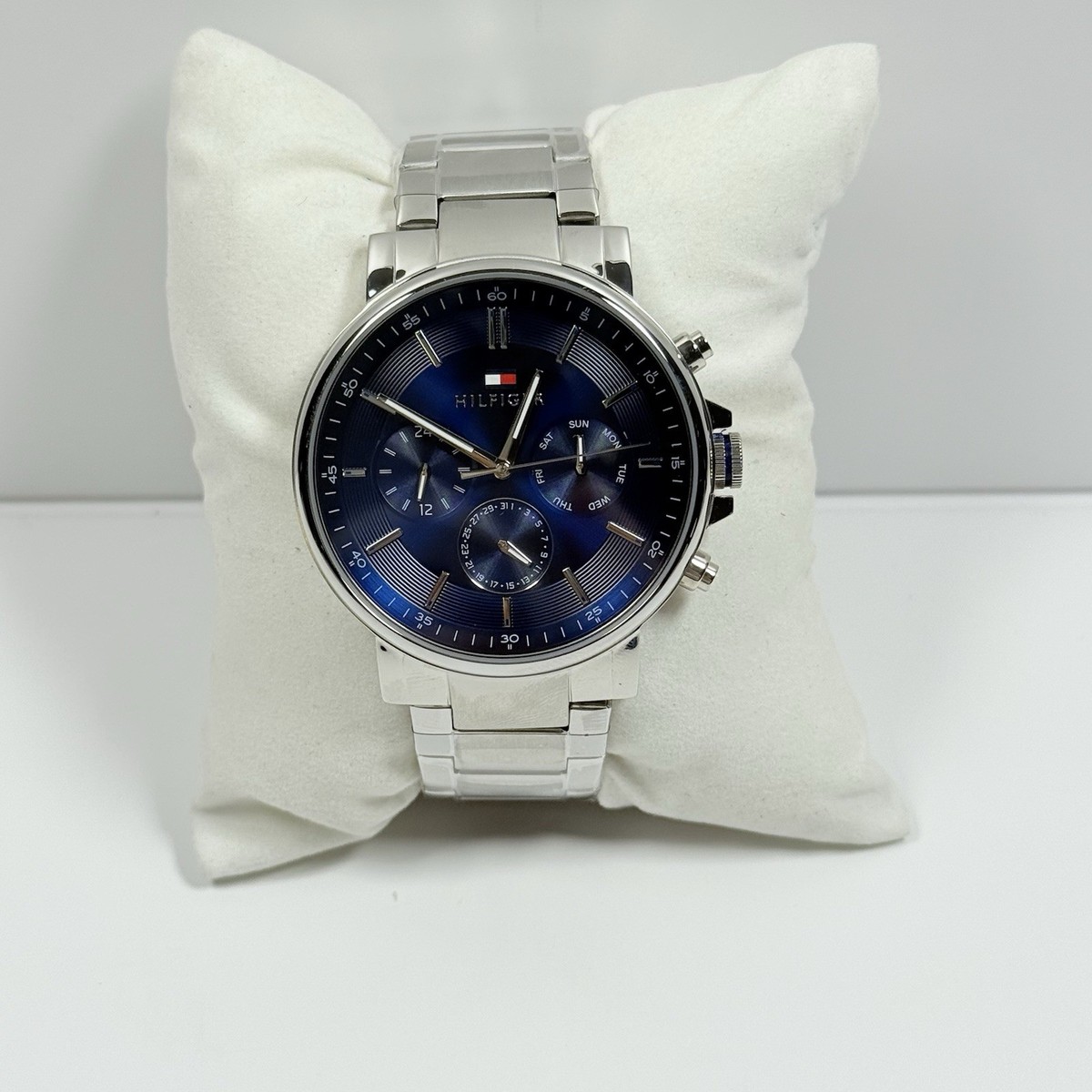 Tommy Hilfiger Tyson Stainless Steel Blue Dial Model 1710588 Men