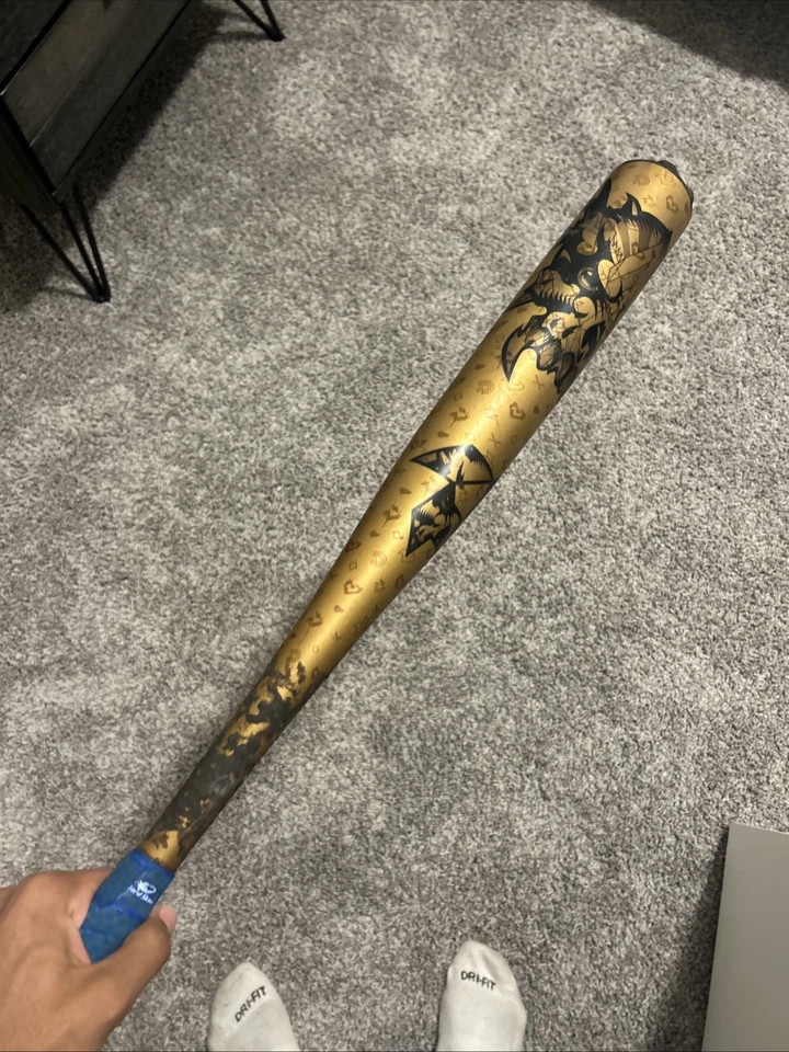 Bate de béisbol DeMarini Voodoo One BBCOR 2023 - 32”/29 oz (-3 gotas) - usado Foto 2 de 3