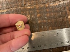 ORIGINAL VINTAGE UNITED AIRLINES SERVICE PIN WITH DIAMOND