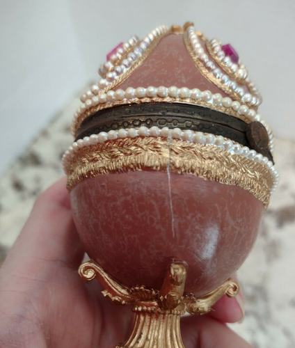 Pink ENAMEL JEWELED EGG TRINK BOX- JEWELRY BOX WITH FEET - Picture 2 of 5