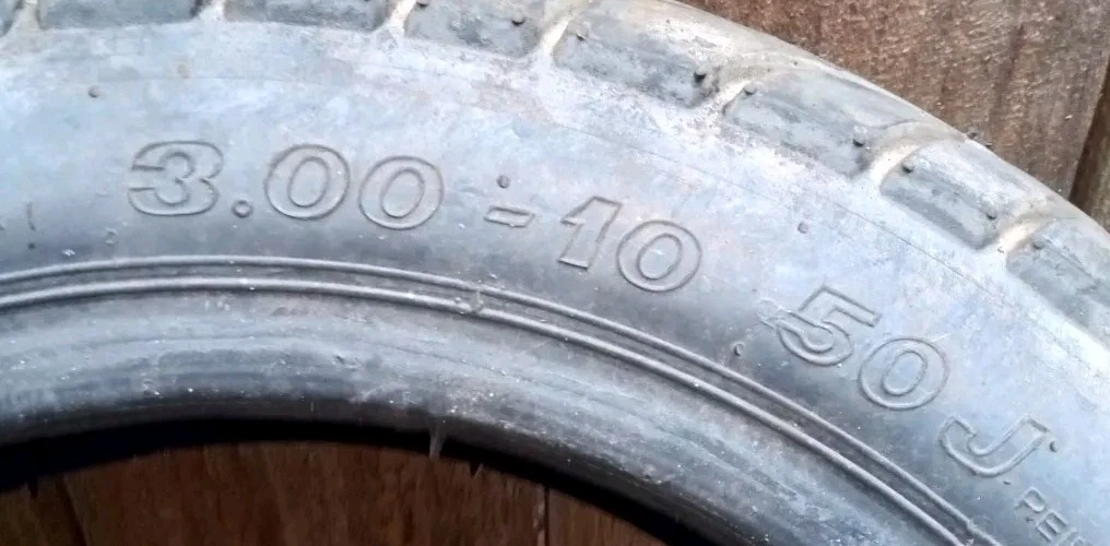 Vee Rubber 3.00-10 50J Scooter Tube Tire NOS READ FULL ITEM DESCRIPTION BELOW