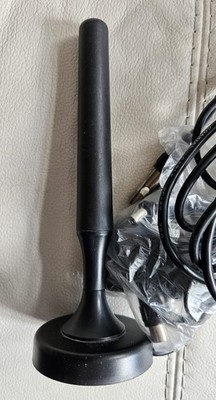 Stabantenne Crypto DA 100 für TV DVB T/T2 Aktiv/Passiv