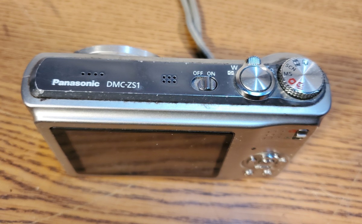 Panasonic LUMIX DMC-ZS1/DMC-TZ6 10.1MP Digital Camera Panasonic LUMIX DMC-ZS1/DMC-TZ6 10.1MP Digital Camera