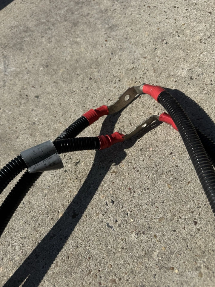 Cable alternador arranque BMW 335xi 335i 135 535 N54 E90 E92 E60 B+ 12427556846 Foto 2 de 4