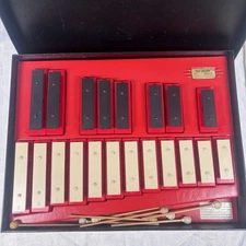 TONE EDUCATOR School Bells Resonator Bell Set w Case Xylophone 8 Wands Included