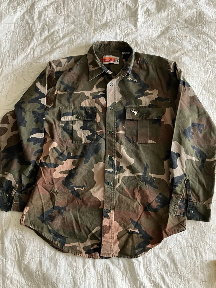 Vintage 90s Winchester Woodland Camo M Button Up Shirt Embroidered Duck Hunting - Image 3 of 4