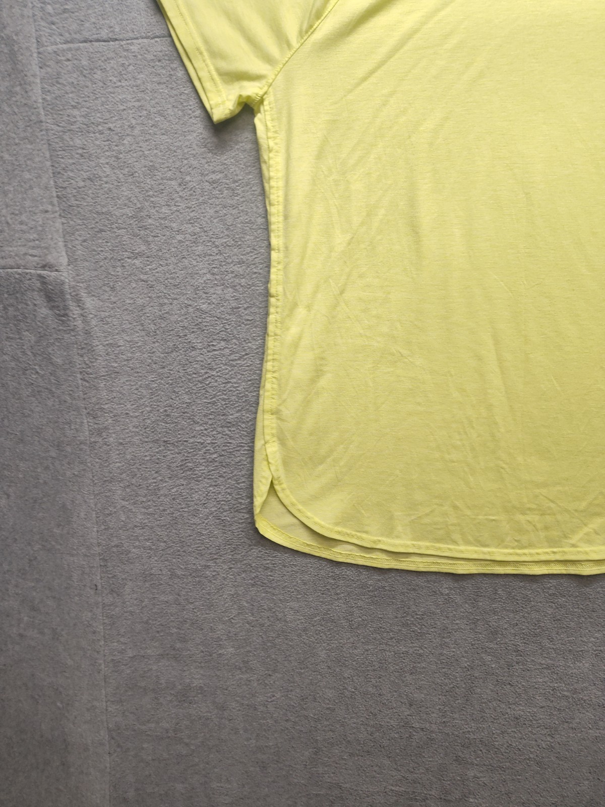 Tek Gear Women Athletic Tops XL Yellow Short Raglan Sleeve Curve Hem Gym Workout image 4