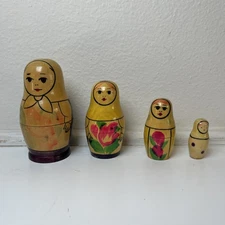 Vintage Russian Nesting Dolls 5 Piece Floral Traditional Russia Matryoshka Dolls