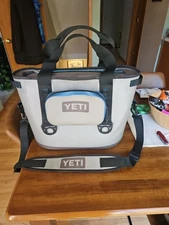 Yeti Hopper 20 Large Cooler Bag Soft Sided Shoulder Strap  Sidekick Bag