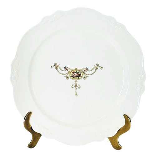 Homer Laughlin Virginia Rose HLC3992 Floral Swags 9 3/8" Luncheon Plate