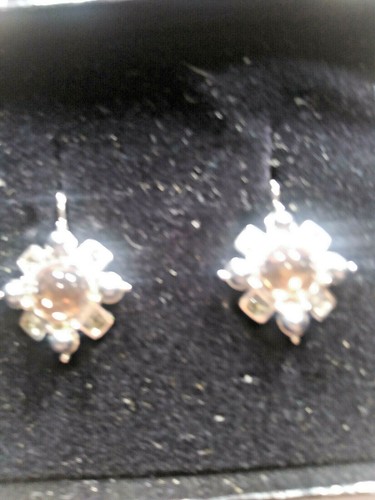 Joan Rivers Boucles D'Oreilles or Blanc Argent Zircone Topaze Perles Gray Fleur - Photo 5 sur 6