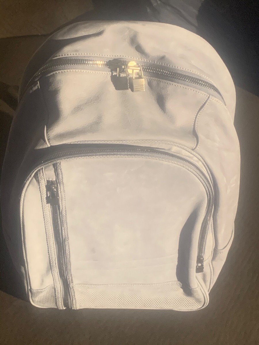 alvar crossbody travel bag Kipling item_name-nike20ba5962010 Color:Flint Grey *Limited Edition* adidas Foundation 6 Backpack Throw in your phone