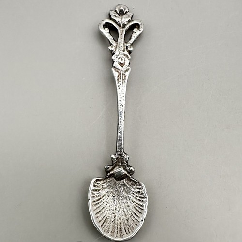 Continental Silver 835 Fleur De Lis Salt Spoon Scalloped Sea Shell Bowl - Picture 1 of 11